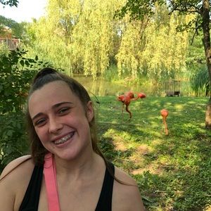 Meet your Posher, Laurence